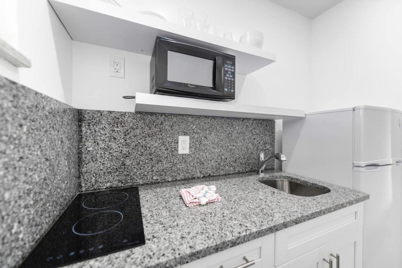 Fantastic 1 Bedroom With Pool Steps From The Beach #43 Hollywood Exteriör bild